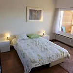 Eperon B 22 By Interhome Lägenhet *