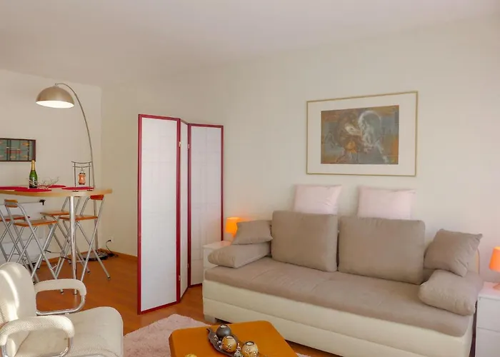 Eperon B 22 By Interhome Appartamento