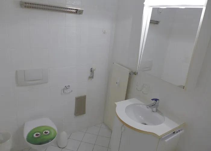 Eperon B 22 By Interhome Appartamento